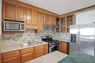 5441 S 74th Ave, Summit, IL 60501 - Photo 9