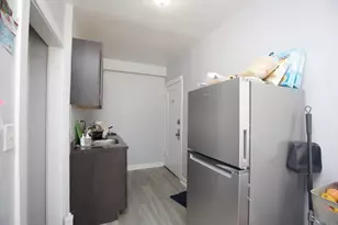 4606 N Beacon St, Chicago, IL 60640 - Photo 5