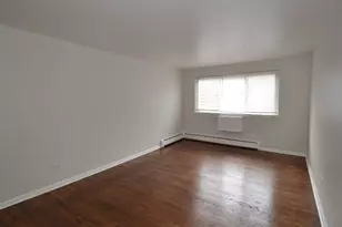 1040 W Hollywood Ave, Chicago, IL 60660 - Photo 7