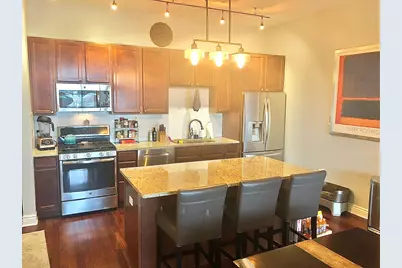 3300 W Irving Park Road #H5, Chicago, IL 60618 - Photo 5