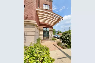 3300 W Irving Park Road #H5, Chicago, IL 60618 - Photo 3