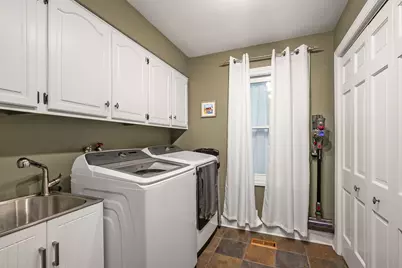502 W Witchwood Lane, Lake Bluff, IL 60044 - Photo 25