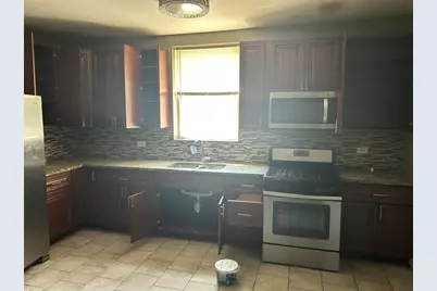 7648 S Luella Avenue, Chicago, IL 60649 - Photo 11