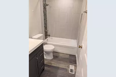 1 Oak Meadow Court, Streamwood, IL 60107 - Photo 15