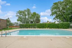 1165 Pleasant Run Dr, Wheeling, IL 60090 - Photo 15