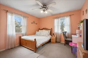 517 Longwood Dr, Buffalo Grove, IL 60089 - Photo 11