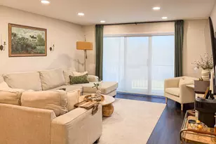 250 W Parliament Pl, Mount Prospect, IL 60056 - Photo 5