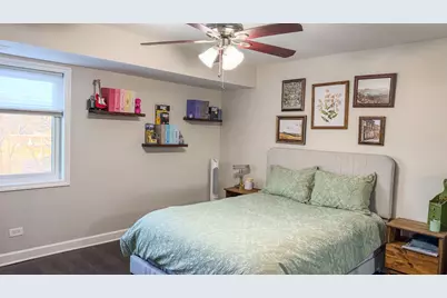 250 W Parliament Place #301, Mount Prospect, IL 60056 - Photo 37