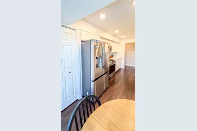 250 W Parliament Place #301, Mount Prospect, IL 60056 - Photo 17