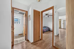 9228 Robinson Ave, Franklin Park, IL 60131 - Photo 9