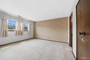 6405 W Home Ave, Worth, IL 60482 - Photo 11