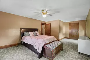 304 E Elm St, Fairbury, IL 61739 - Photo 45