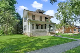 304 E Elm St, Fairbury, IL 61739 - Photo 9