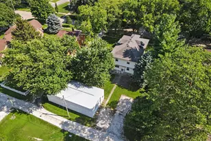 304 E Elm St, Fairbury, IL 61739 - Photo 65