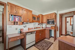 304 E Elm St, Fairbury, IL 61739 - Photo 27
