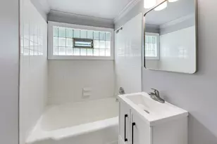 413 Winnemac St, Park Forest, IL 60466 - Photo 17