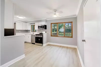 413 Winnemac Street, Park Forest, IL 60466 - Photo 5