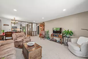30 Holiday Dr, Lake Holiday, IL 60552 - Photo 25
