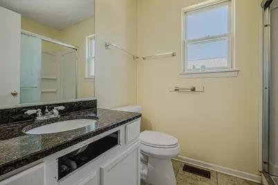1055 S West Avenue, Waukegan, IL 60085 - Photo 17