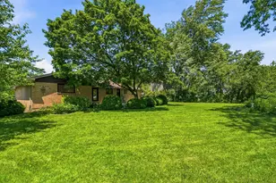 1801 N Iris Dr, Palatine, IL 60074 - Photo 23