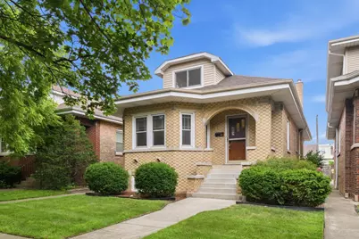 7236 W Pratt Avenue, Chicago, IL 60631 - Photo 1