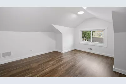 7236 W Pratt Avenue, Chicago, IL 60631 - Photo 13