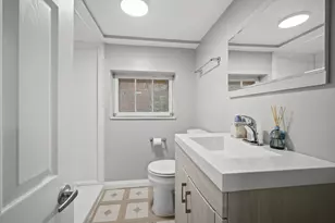 7236 W Pratt Ave, Chicago, IL 60631 - Photo 17