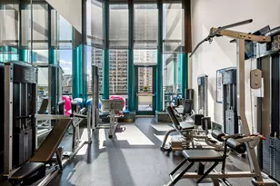 100 E Huron St, Chicago, IL 60611 - Photo 29