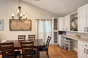 1550 W Goldengate Dr, Addison, IL 60101 - Photo 5