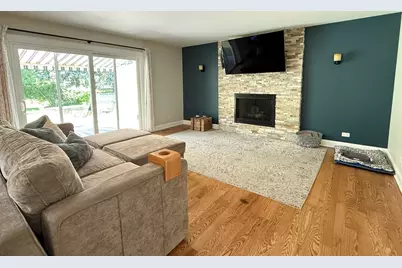 1550 W Goldengate Drive, Addison, IL 60101 - Photo 13