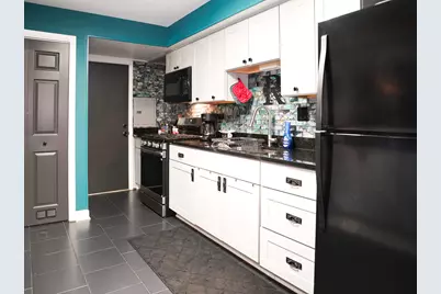 7770 S Woodward Avenue #7F, Woodridge, IL 60517 - Photo 5