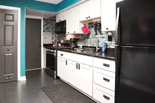 7770 S Woodward Ave, Woodridge, IL 60517 - Photo 5