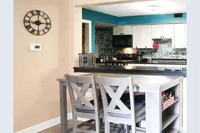 7770 S Woodward Avenue #7F, Woodridge, IL 60517 - Photo 9