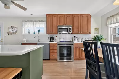 7005 W Sunnyside Avenue, Norridge, IL 60706 - Photo 17
