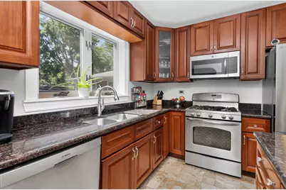442 S Cornell Avenue, Villa Park, IL 60181 - Photo 9