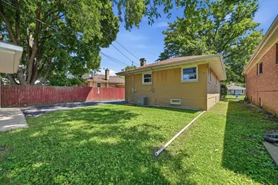 532 Clayton Road, Hillside, IL 60162 - Photo 7