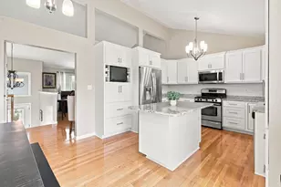 629 Poplar Ave, Romeoville, IL 60446 - Photo 3