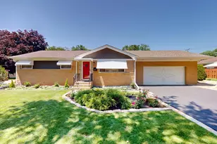 102 Audrey Ln, Mount Prospect, IL 60056 - Photo 1