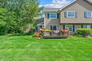 453 Village Creek Dr, Lake in the Hills, IL 60156 - Photo 27