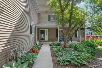 453 Village Creek Drive #453, Lake in the Hills, IL 60156 - Photo 3