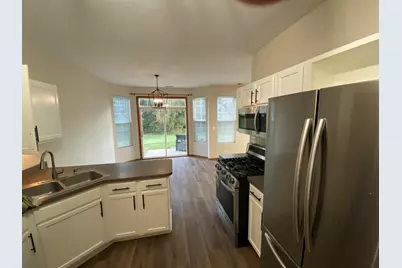 610 Springbrook Trail #610, Oswego, IL 60543 - Photo 11