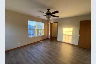 610 Springbrook Trail #610, Oswego, IL 60543 - Photo 7