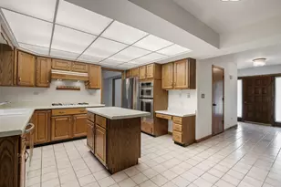 360 E Woodland Rd, Lake Bluff, IL 60044 - Photo 15