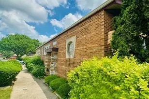 8733 S Ridgeland Ave, Chicago, IL 60617 - Photo 3