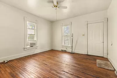 1107 Ashland Avenue, Rockford, IL 61101 - Photo 3