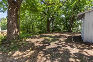 1107 Ashland Ave, Rockford, IL 61101 - Photo 11