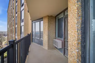 1 Renaissance Pl, Palatine, IL 60067 - Photo 19