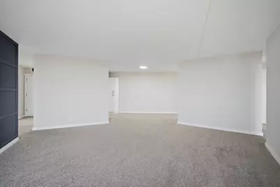 1 Renaissance Place #709, Palatine, IL 60067 - Photo 9