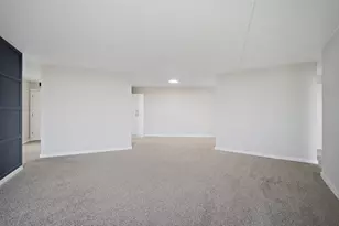 1 Renaissance Pl, Palatine, IL 60067 - Photo 9