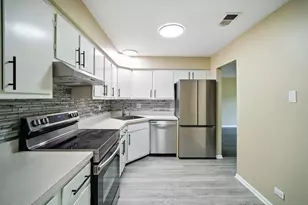 2600 Brookwood Way Dr, Rolling Meadows, IL 60008 - Photo 5